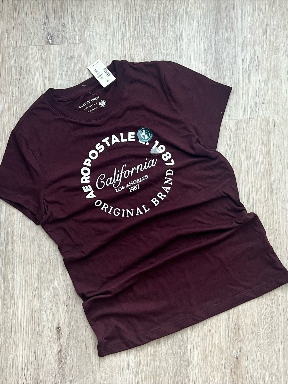 Aeropostale AERO CA 1987 T-Shirt Womens Medium Burgundy Crew Neck NWT - Picture 2 of 8